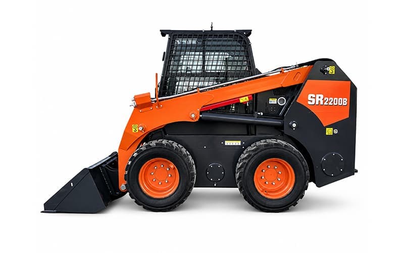 SR2200B スキッド ステア ローダーが要求の厳しい現場にとって実用的な選択肢となる理由は何ですか?